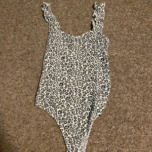 Leopard ruffle strap bodysuit